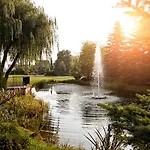 Am Kurpark * באד קלוסטרלאוסניץ