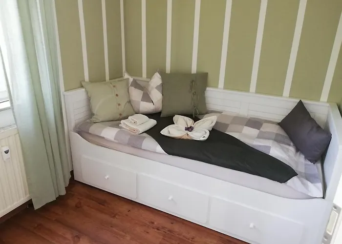 Am Kurpark * Bad Klosterlausnitz